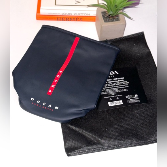 NEW Prada Luna Rossa Ocean Navy Blue Drawstring Pouch Bag Makeup Cosmetic Case - Picture 3 of 4